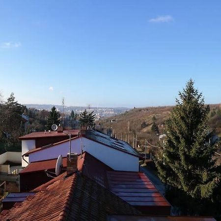 Apartment Trojska Прага Екстериор снимка