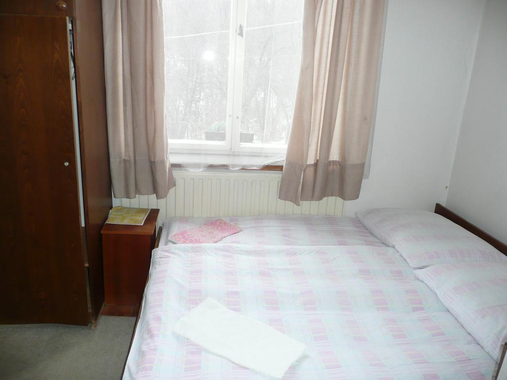 Apartment Trojska Прага Стая снимка