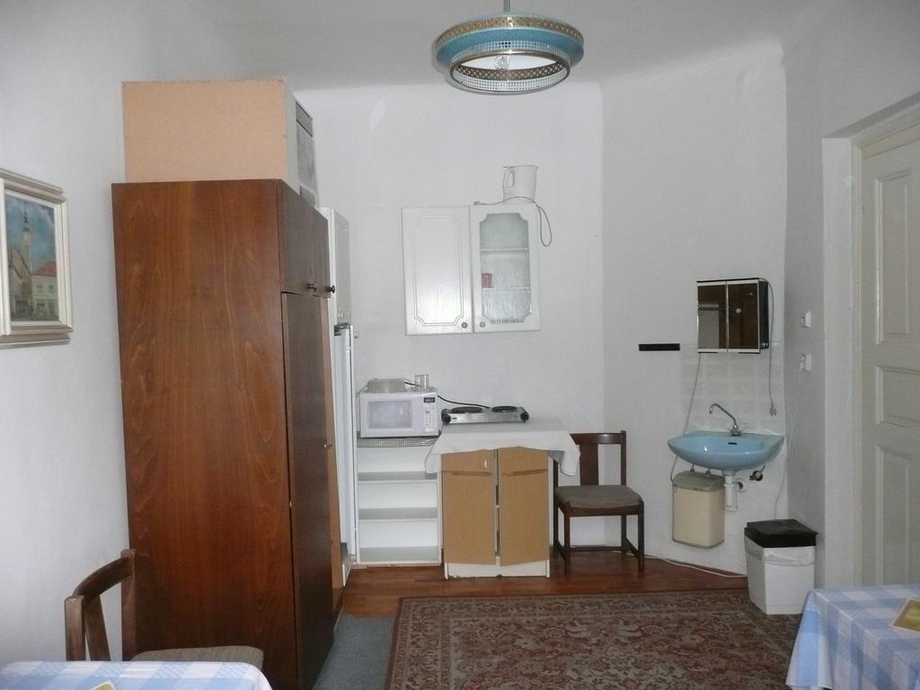 Apartment Trojska Прага Стая снимка